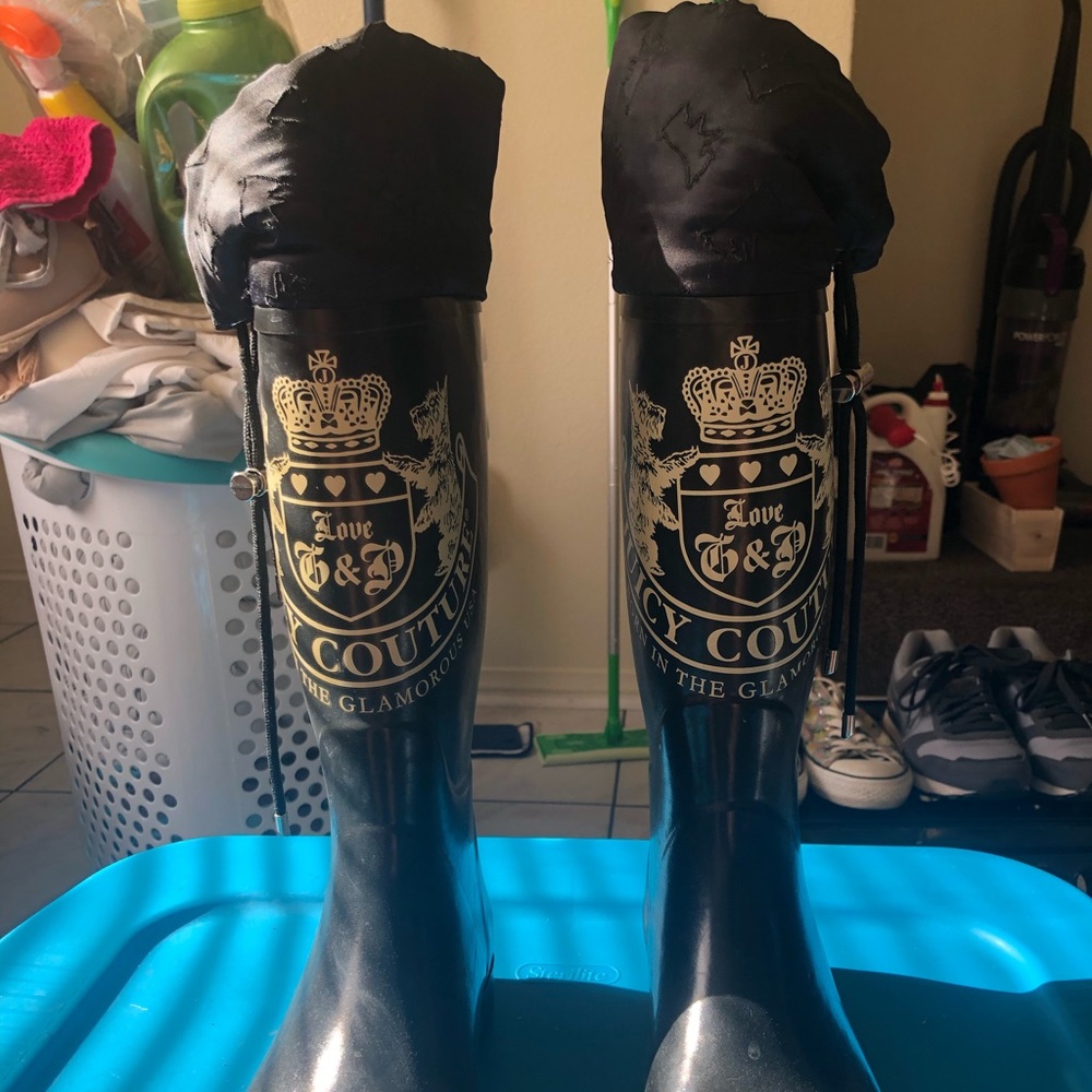 Juicy Couture rain boots